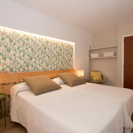 Yola Hotel 2*