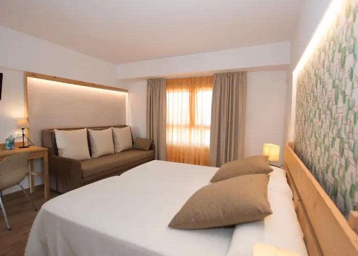 Yola Hotel 2*