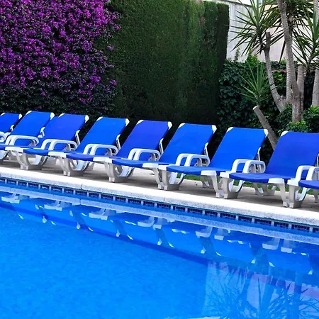 Hotel Yola 2*
