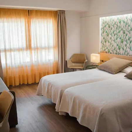 Yola Hotel